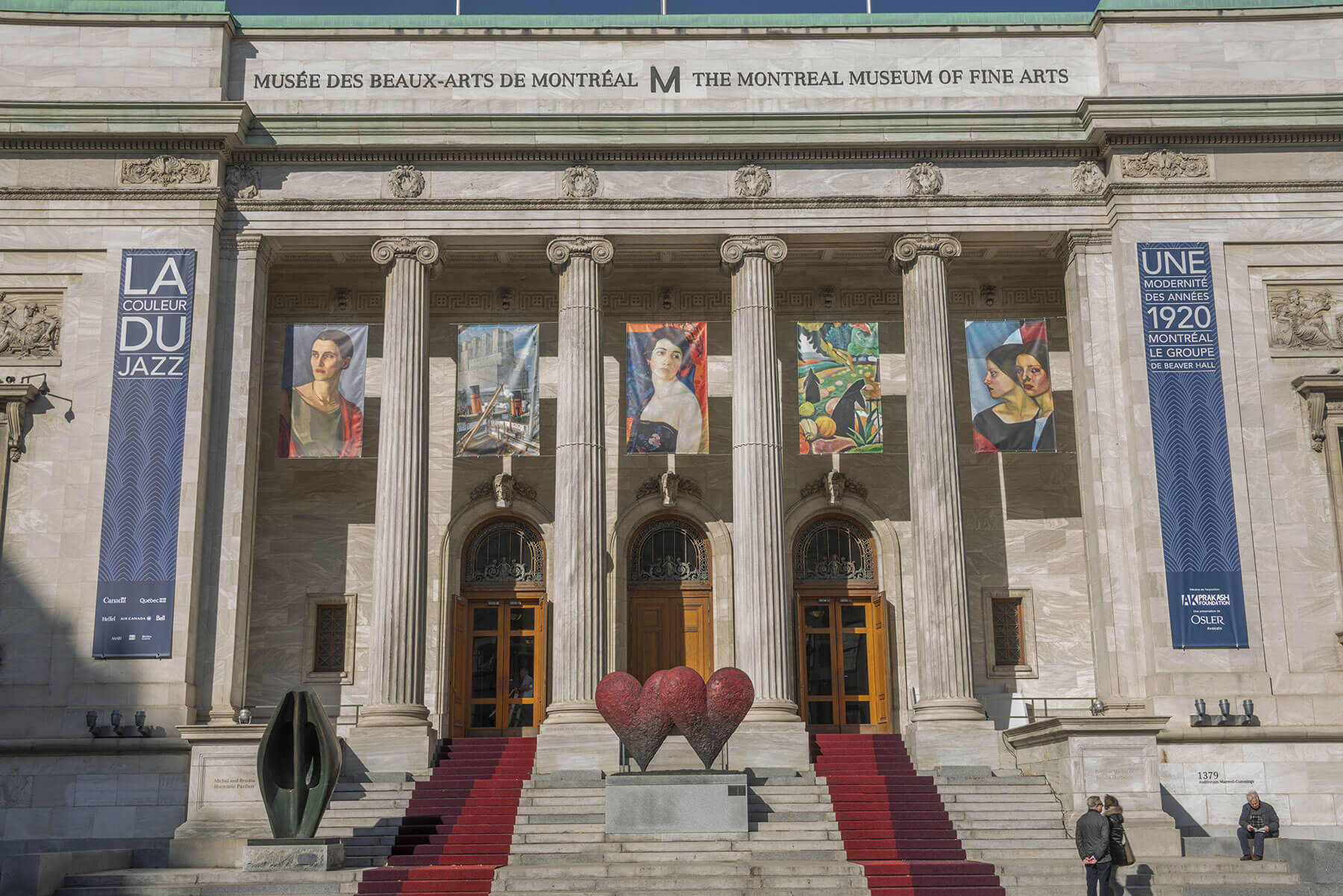 Tapis extérieur pour l'entrée du Musée des Beaux-Arts de Montréal